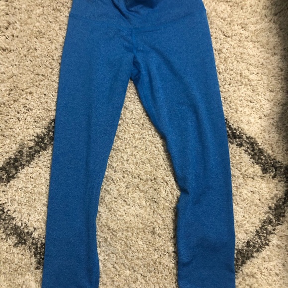 Workout capris - Picture 3 of 5